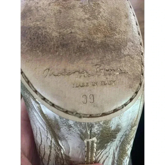 MATERIA PRIMA G. FANTINI Womens Pumps sz 39 Italy 9 Gold Silver Leather heels - Picture 7 of 7